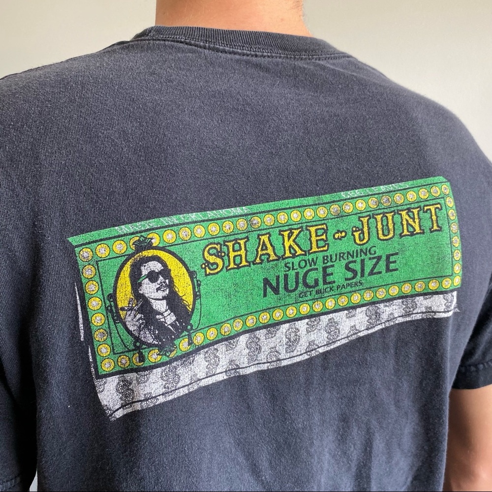 Shake Junt “Nuge” Rolling Papers T-Shirt